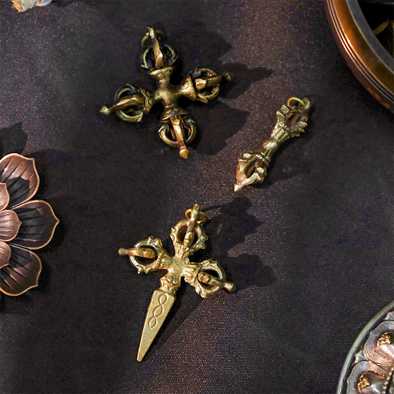 Buddha Stones Vajra de cobre de doble dorje para la iluminación y la fuerza, hecho a mano en Nepal - image 0