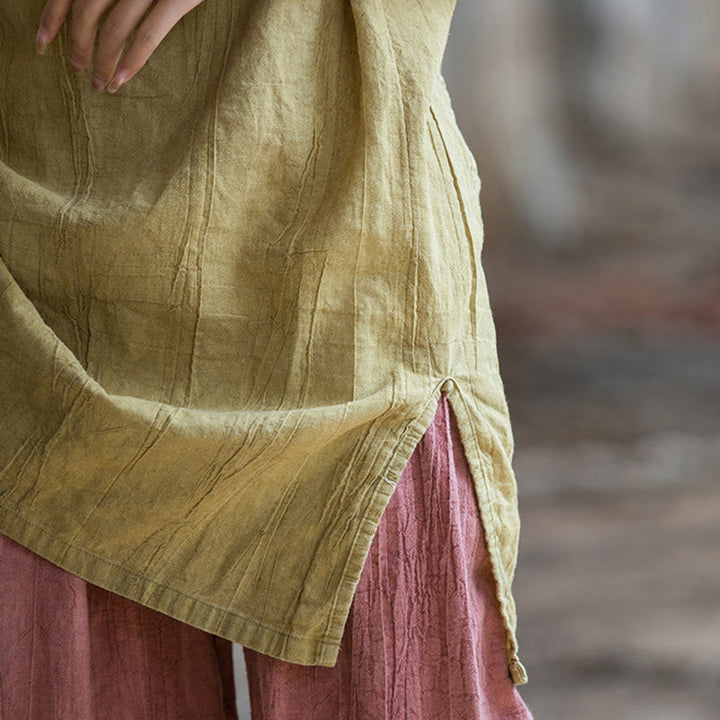 Camiseta sin mangas con botones de rana de lino y ramio teñida anudada hecha a mano con Buddha Stones