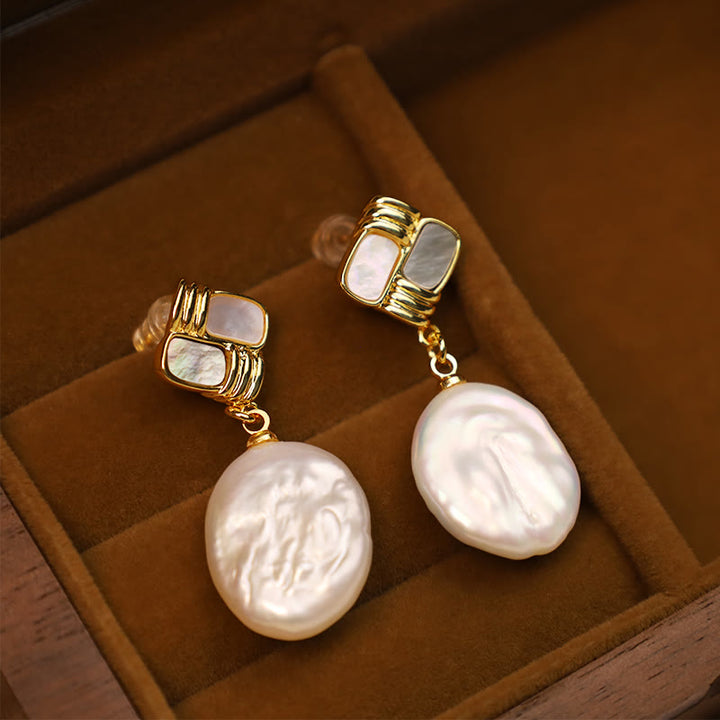 Pendientes colgantes curativos de perlas barrocas naturales de oro chapado en cobre con postes de plata de ley 925 con Buddha Stones