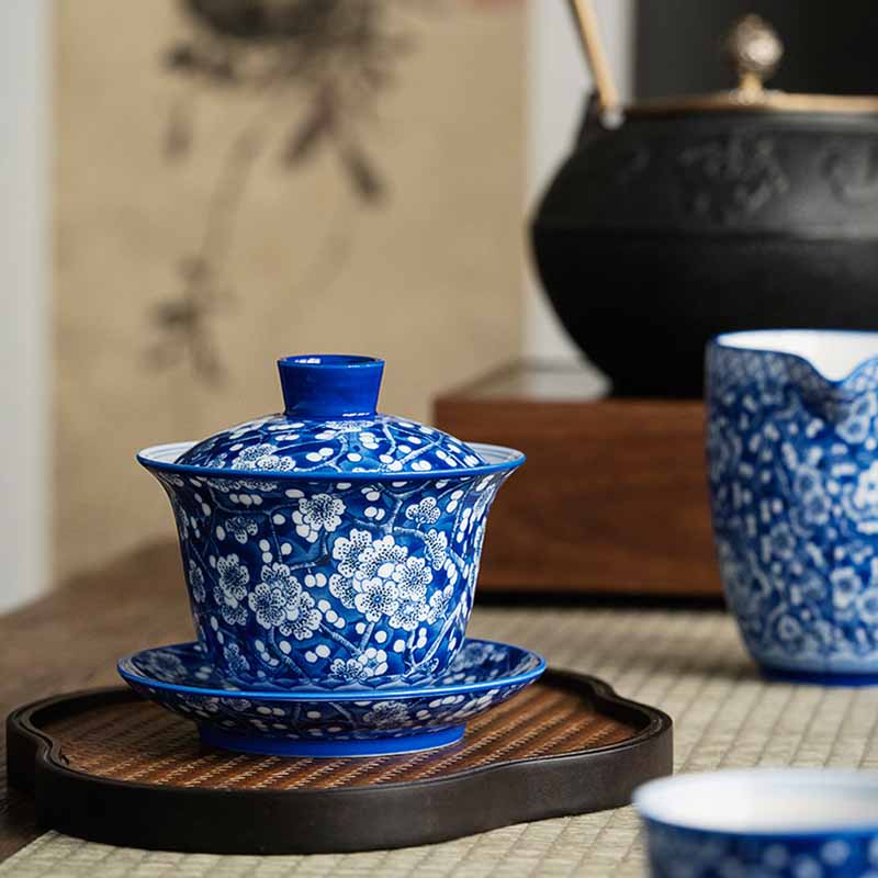 Taza de té de cerámica Gaiwan Sancai, taza de té de Kung Fu y platillo con tapa, Buddha Stones, flor de ciruelo, porcelana azul y blanca, 185ml