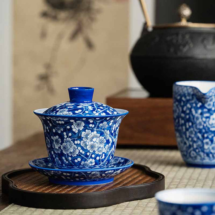 Taza de té de cerámica Gaiwan Sancai, taza de té de Kung Fu y platillo con tapa, Buddha Stones, flor de ciruelo, porcelana azul y blanca, 185ml