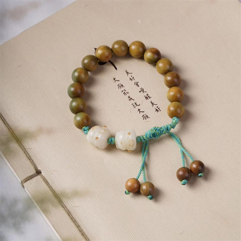 Pulsera positiva con Buddha Stones, sándalo verde, semilla Bodhi, gato de la suerte - Sándalo verde (circunferencia de la muñeca 14-15 cm) - image 1