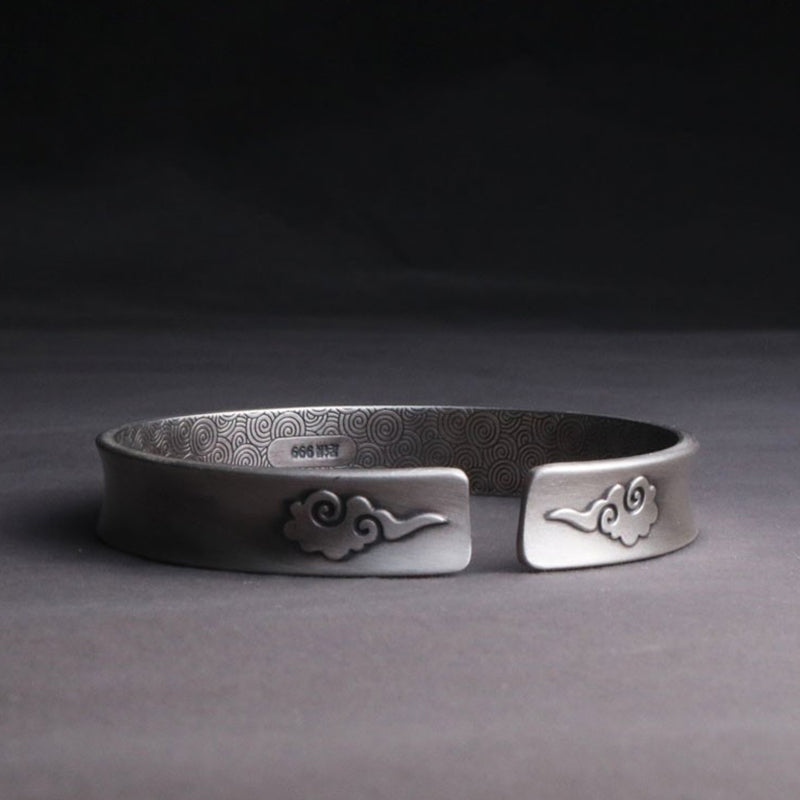 Pulsera de armonía de equilibrio de nubes propicias Yin Yang de plata de ley 999 con Buddha Stones