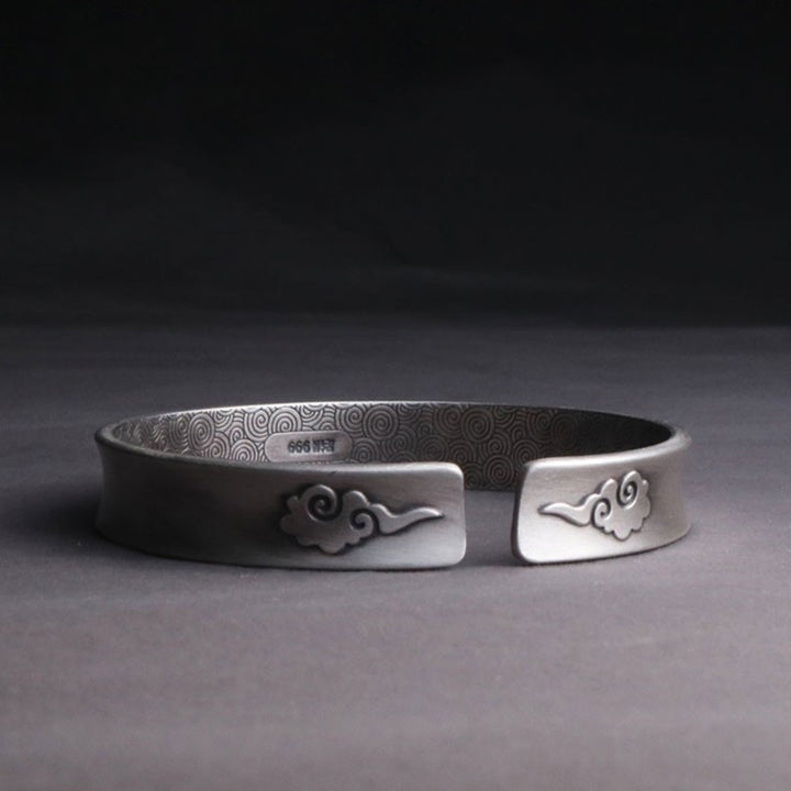Pulsera de armonía de equilibrio de nubes propicias Yin Yang de plata de ley 999 con Buddha Stones