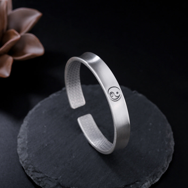 Pulsera de armonía de equilibrio de nubes propicias Yin Yang de plata de ley 999 con Buddha Stones