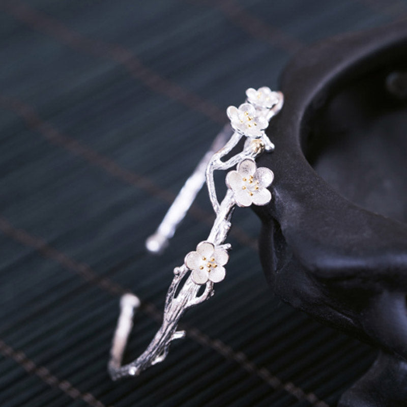 Pulsera ajustable con Buddha Stones de plata de ley 925 con flor de ciruelo y bendición