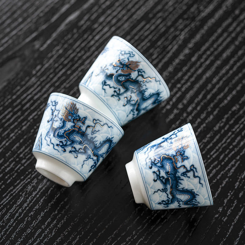 Tazas de té de cerámica con diseño de dragón blanco y azul pequeño de Buddha Stones, tazas de té de Kung Fu de 45ml