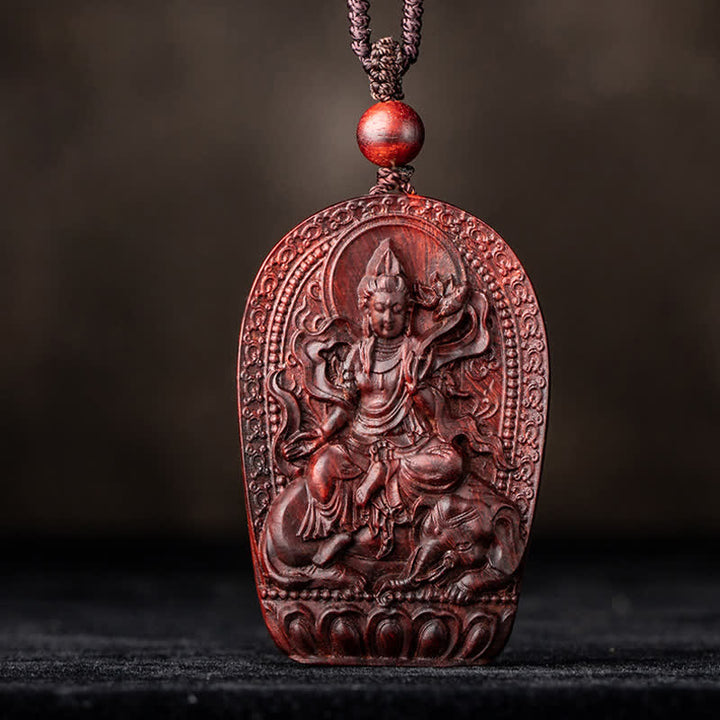 Colgante de collar de protección de loto de sándalo rojo de hoja pequeña de Buda natal del zodiaco chino