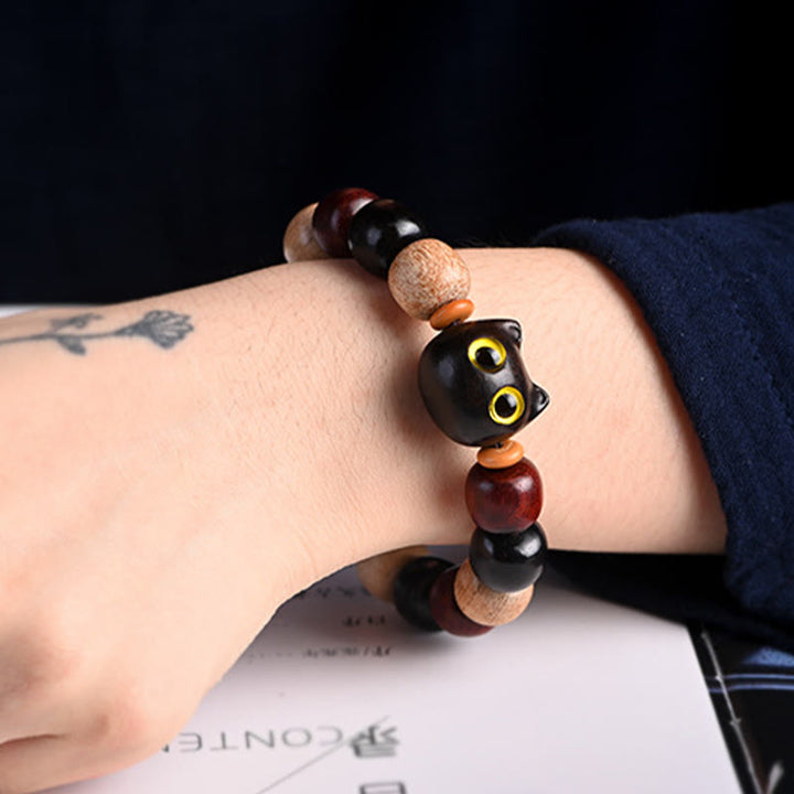 Pulsera de protección con grabado de gato lindo de madera de ébano de sándalo rojo de hoja pequeña con Buddha Stones - image 6