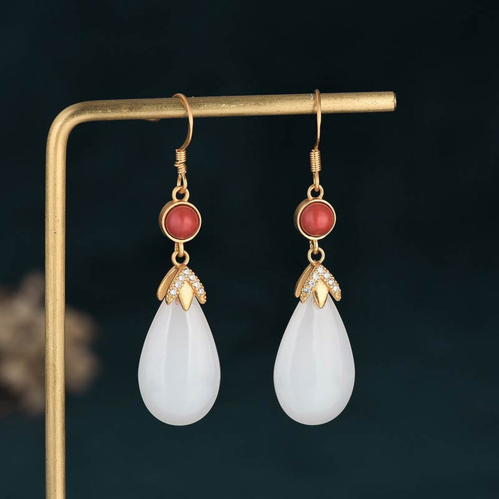 Pendientes colgantes de la suerte de jade blanco FengShui con Buddha Stones