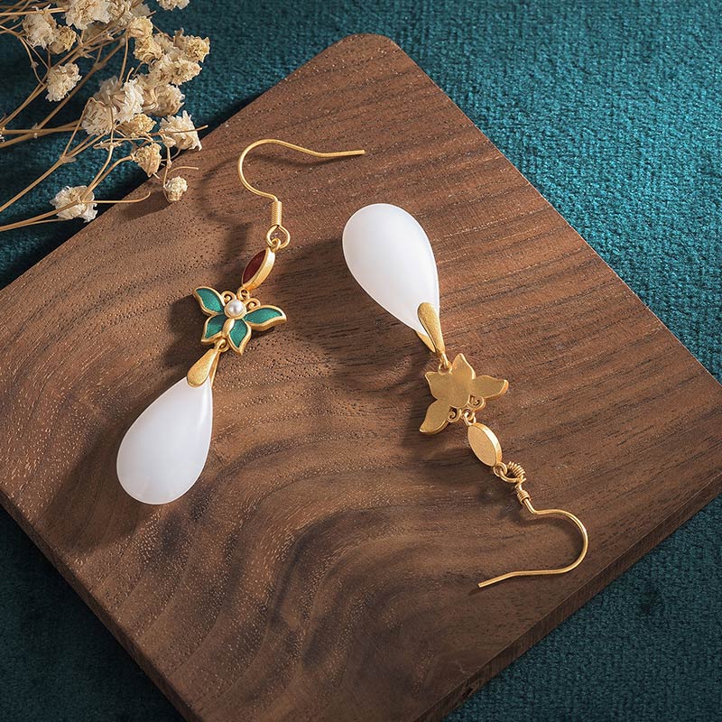 Pendientes colgantes de la suerte de jade blanco FengShui con Buddha Stones