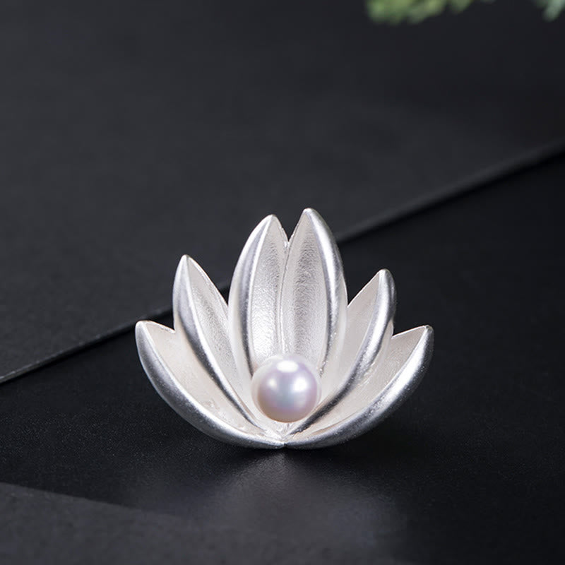 Broche de nuevo comienzo con perlas de flor de loto plateado de Ley 925 con Buddha Stones