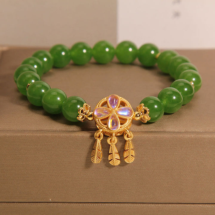 Pulsera de la suerte con trébol de cuatro hojas y atrapasueños de jade verde con Buddha Stones