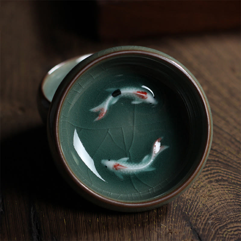 Taza de té de cerámica con forma de pez koi de colores y Buddha Stones - image 1
