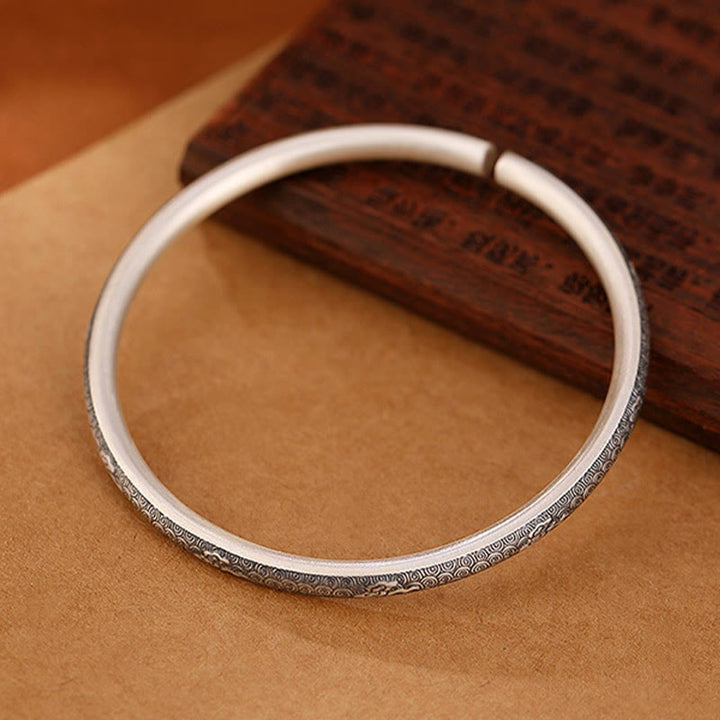 Brazalete de pulsera de la suerte con diseño de nubes propicias de plata de ley 999 vintage con Buddha Stones