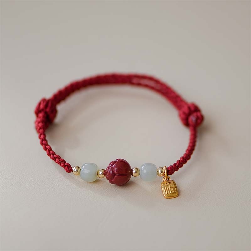 Pulsera de tejido de hilo rojo tranquilo con loto de jade y cinabrio de Buddha Stones