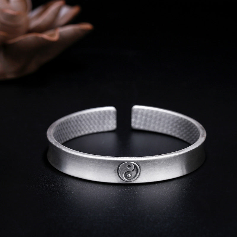 Pulsera de armonía de equilibrio de nubes propicias Yin Yang de plata de ley 999 con Buddha Stones