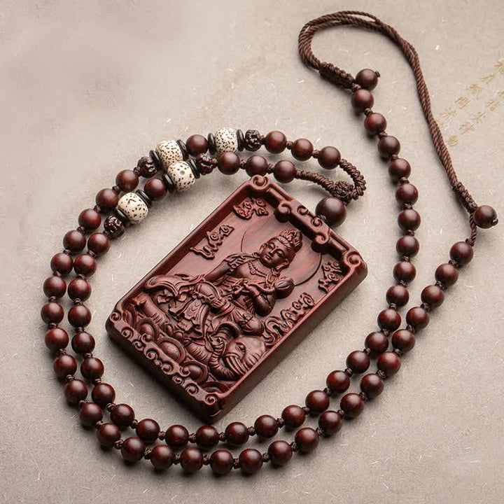 Colgante de collar de protección de sándalo rojo de hoja pequeña de Buda natal del zodiaco chino