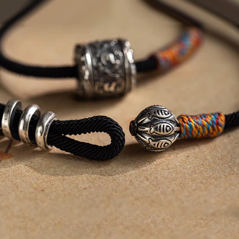 Pulsera de doble envoltura con amuleto tallado Om Mani Padme Hum tibetano con Buddha Stones