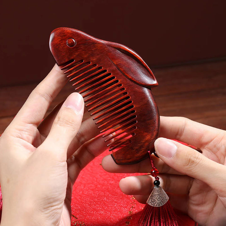 Peine calmante de conejo lindo conejito de sándalo rojo de hoja pequeña con caja de regalo