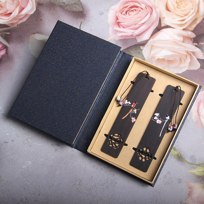 Marcapáginas de madera de ébano con diseño de flor de pájaro Oriole de Buddha Stones con caja de regalo