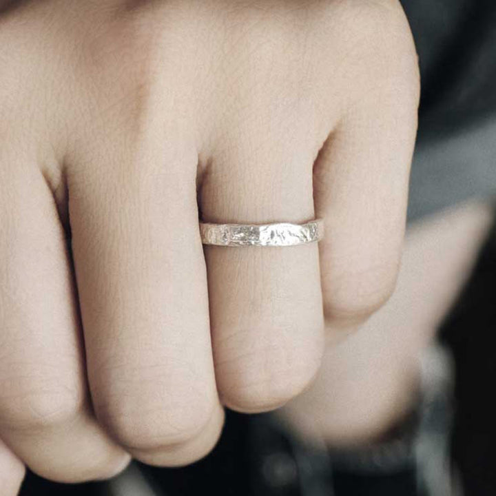 Anillo de pareja de bendición de diseño simple de plata de ley 925