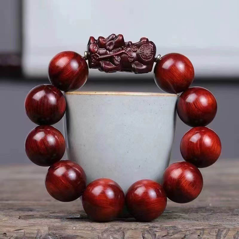Pulsera de protección PiXiu de sándalo rojo de hoja pequeña con Buddha Stones