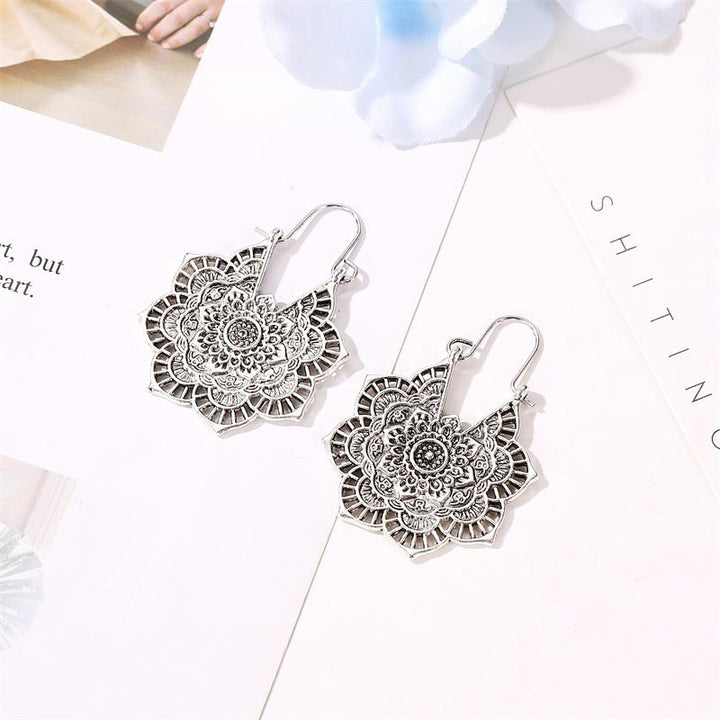 Pendientes colgantes de cobre con grabado de loto tibetano y Buddha Stones - image 7