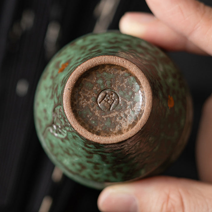 Taza de té de cerámica de estilo vintage pequeña con Buddha Stones, taza de té Kung Fu de 50ml