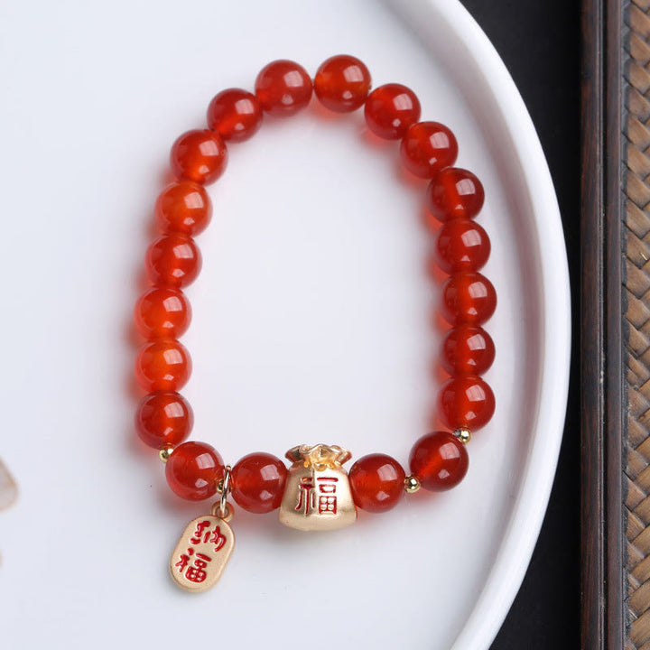 Buddha Stones Ágata blanca natural Ágata roja Bolsa de dinero Personaje Fu Pulsera de protección de trébol de cuatro hojas