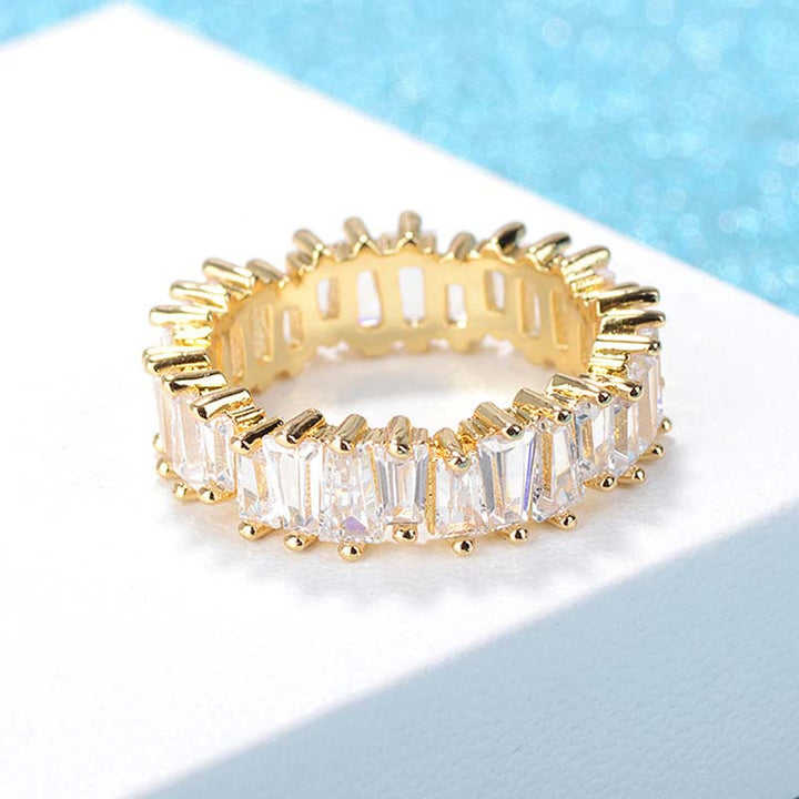 Anillo de riqueza de cobre con patrón simple