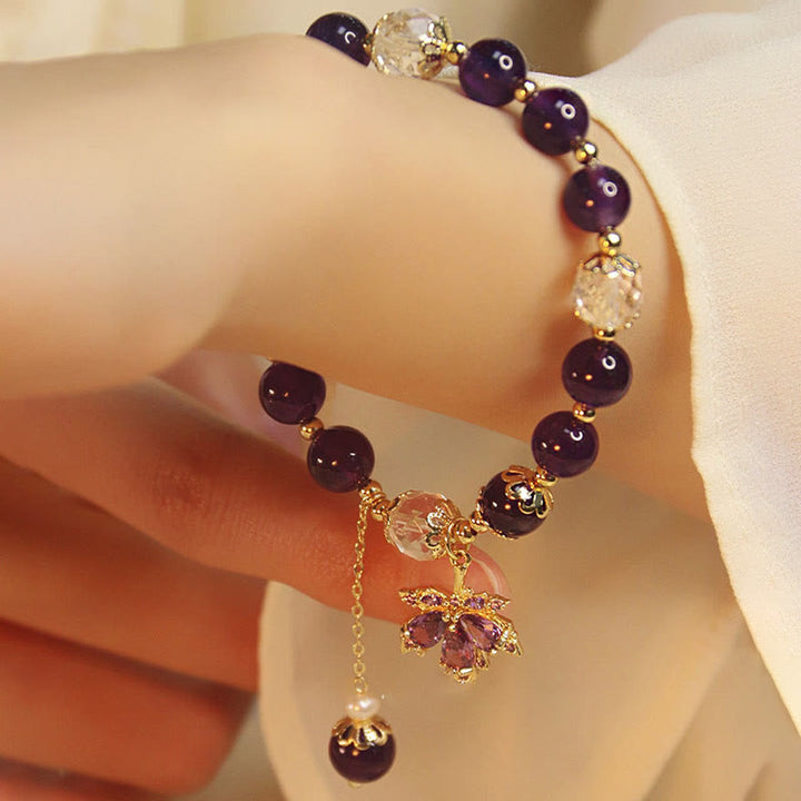 Pulsera con dije de hoja de arce curativa de amatista natural chapada en oro de 14 quilates con piedras de Buddha Stones