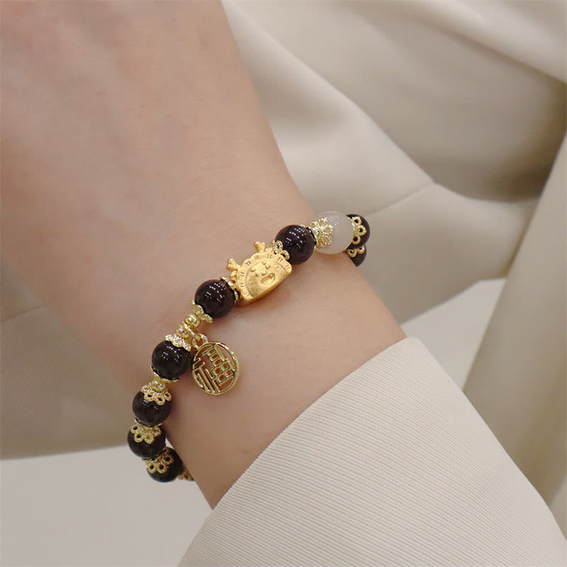 Buddha Stones Año del Dragón Ágata roja Cuarzo fresa Obsidiana negra Jade Granate Perla Cinabrio Bola de masa Dragón Suerte Fu Pulsera con personajes