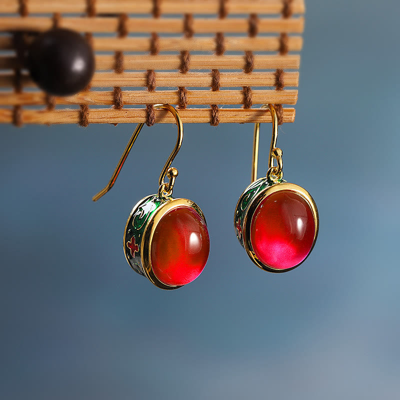 Pendientes colgantes con forma de gancho de confianza de corindón rojo redondo con Buddha Stones