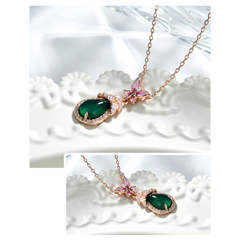 Colgante de plata de ley 925 con circonita y mariposa de Calcedonia Verde