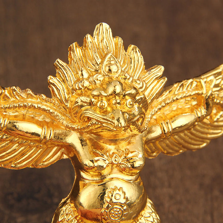 Decoración del hogar de protección de aleación de pájaro Garuda de oro tibetano