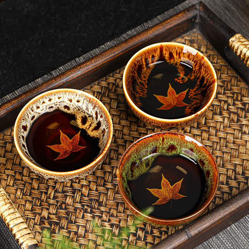 Tazas de té caseras de cerámica coloridas de la hoja de arce de las Buddha Stones